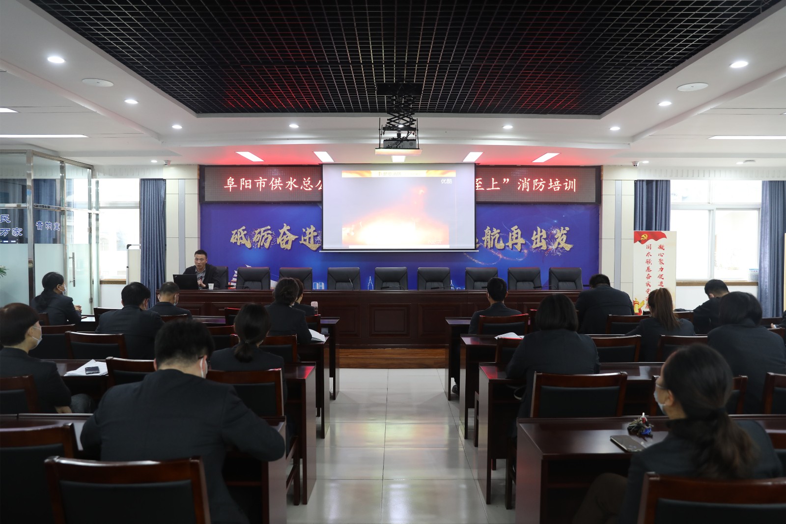 1636104392a650231.jpg 1636104392a650231.jpg