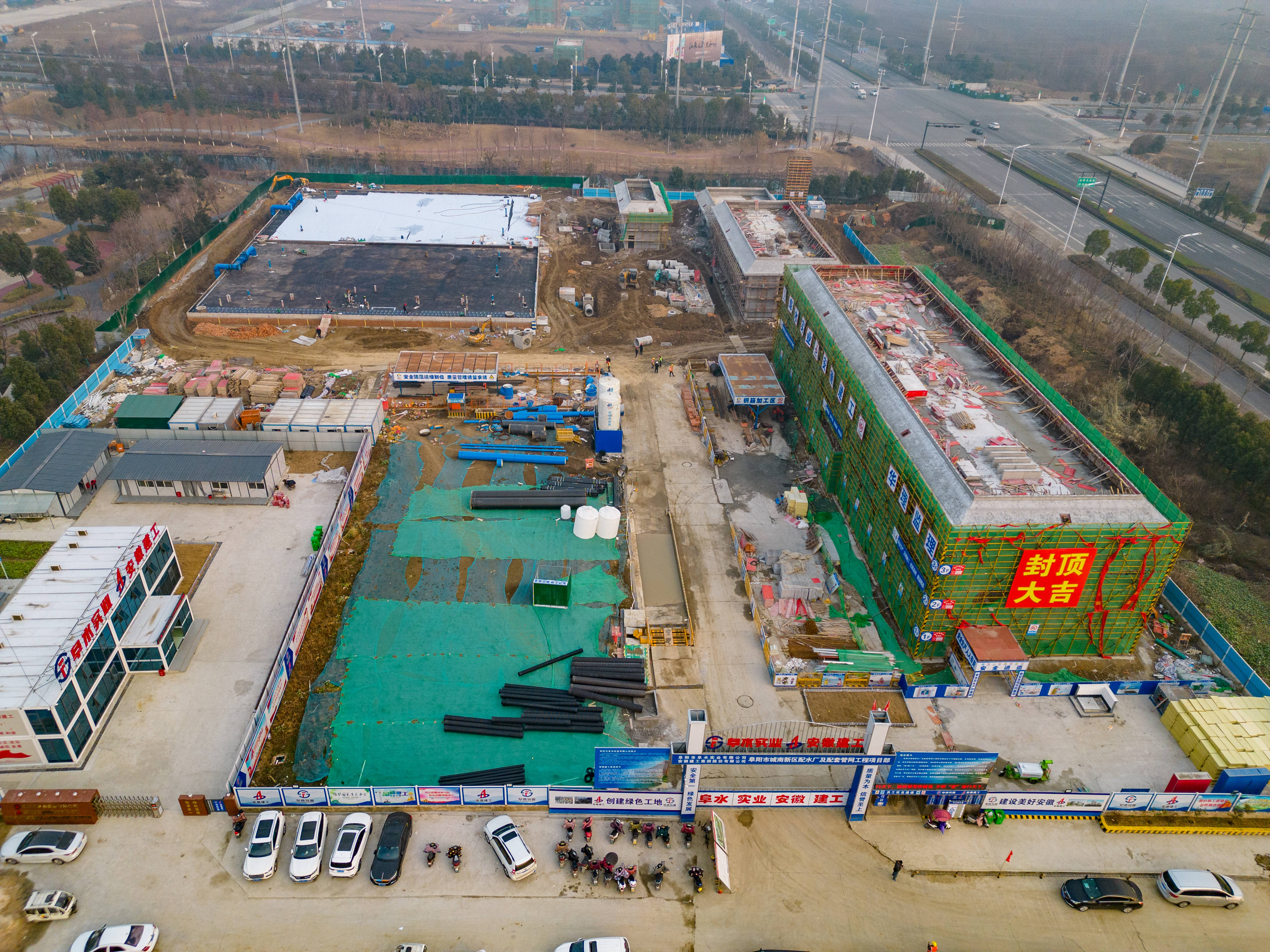 1703810834a183990.jpg 1703810834a183990.jpg