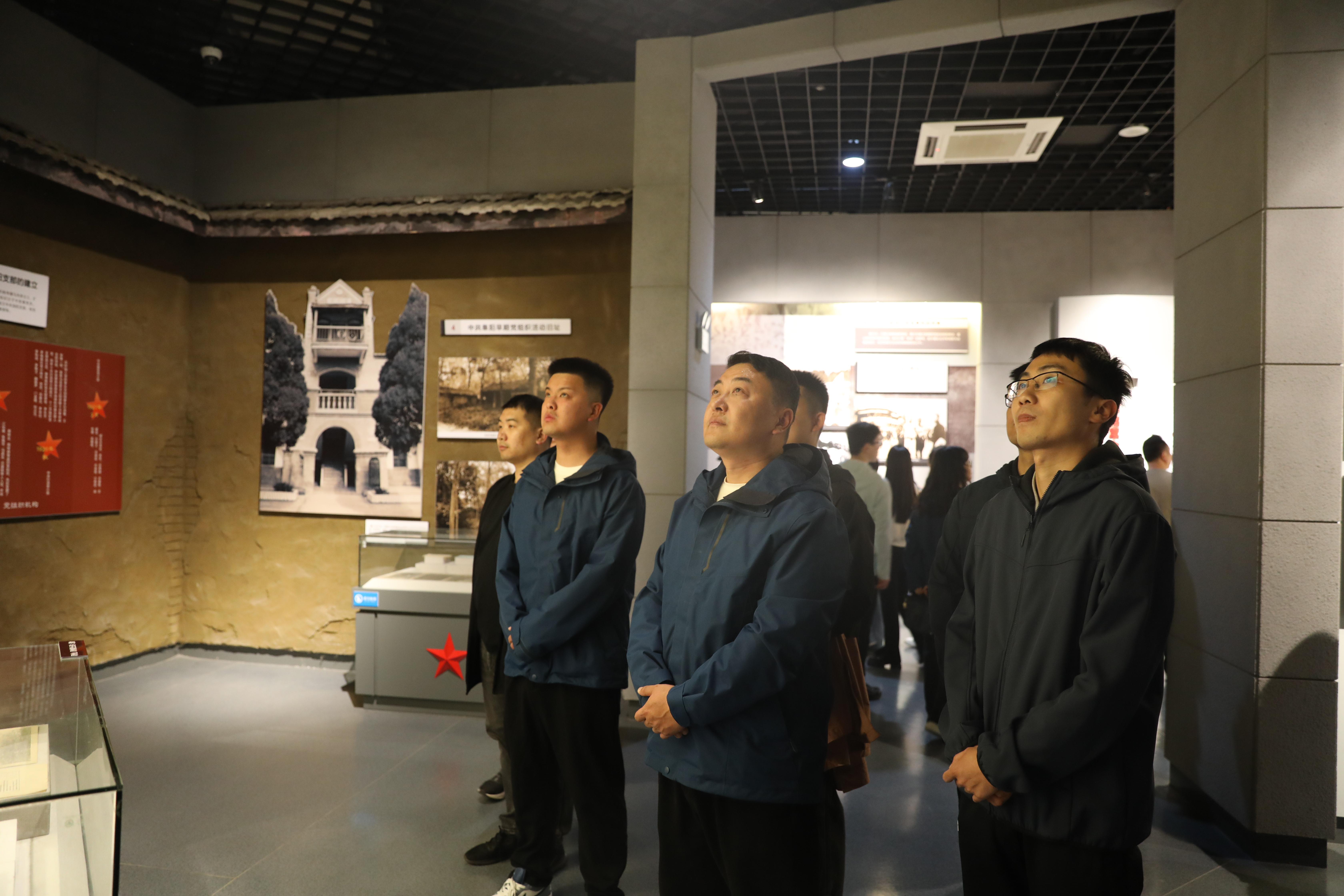 1711957404a444862.jpg 1711957404a444862.jpg