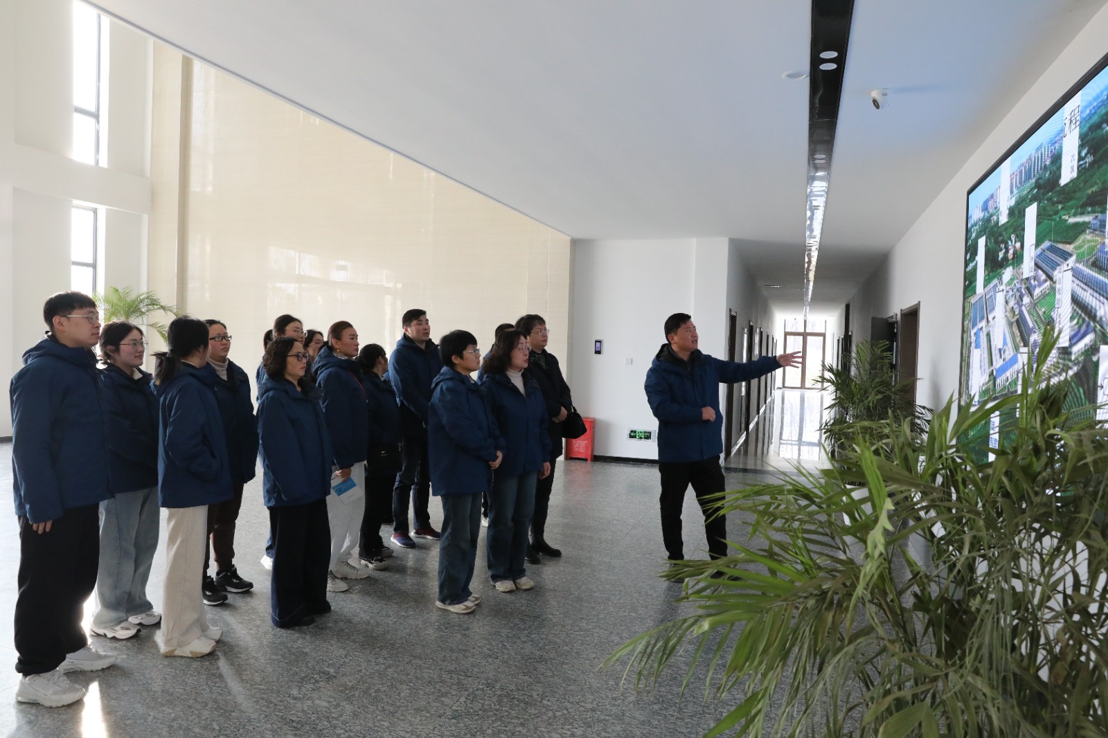 1739516645a907612.jpg 1739516645a907612.jpg