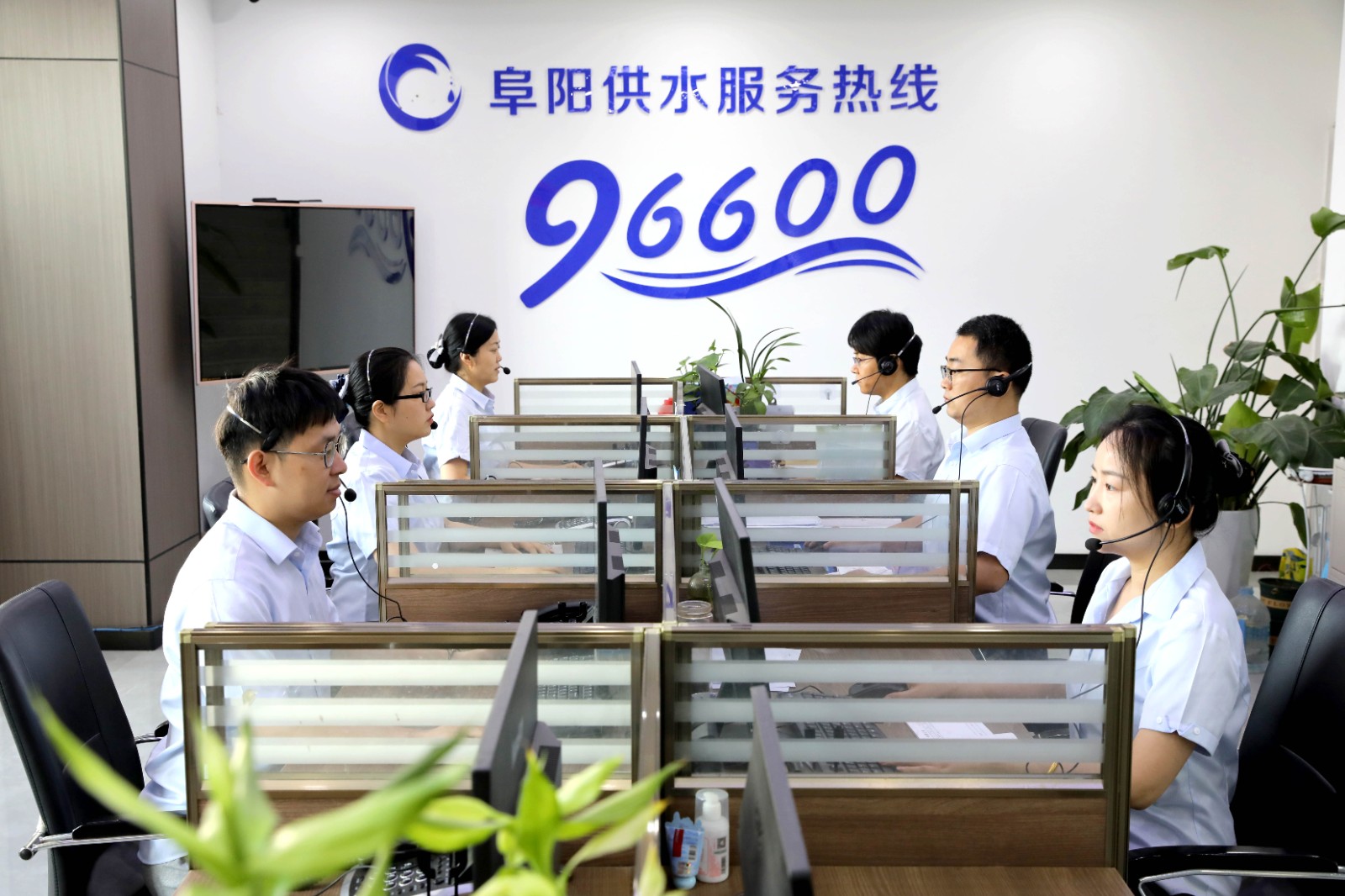 圖六優(yōu)化便民服務(wù)，暢通訴求響應渠道.JPG